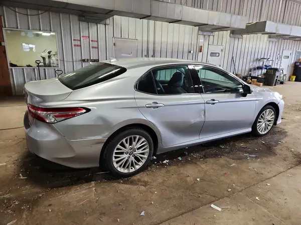 4T1F31AK0LU537936 — 2020 Toyota Camry, фото 3 с аукциона Copart 05.10.2026, Передняя часть