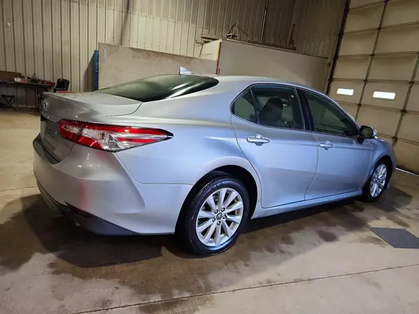 4T1C11AK7LU945911 — 2020 Toyota Camry, фото 3 с аукциона Copart 08.10.2026, Боковая часть