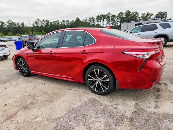 4T1M11AK1LU365901 — 2020 Toyota Camry, фото 2 с аукциона Copart 14.10.2026, Боковая часть
