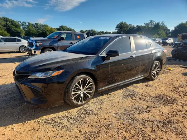 4T1G11AK4LU509342 — 2020 Toyota Camry, Мелкие вмятины и царапины (Minor Dent/Scratches), фото до ремонта