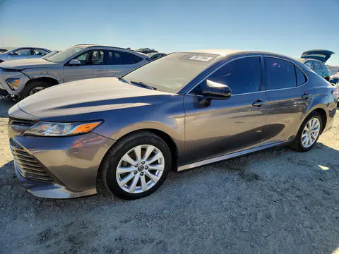 4T1C11AKXLU331600 — 2020 Toyota Camry, Мелкие вмятины и царапины (Minor Dent/Scratches), фото до ремонта