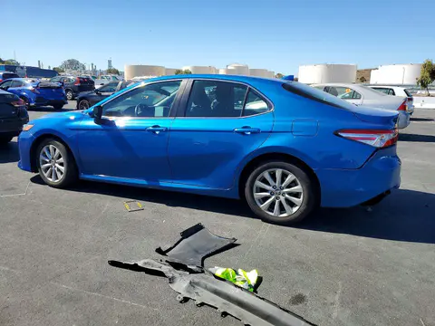 2020 Toyota Camry VIN 4T1C11AK8LU309207 фото 2