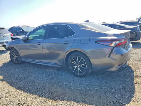 2021 Toyota Camry VIN 4T1G11AK1MU612008 фото 2