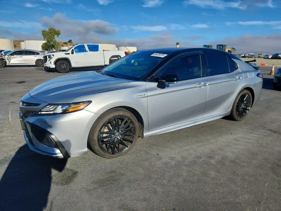 2021 Toyota Camry VIN 4T1K31AK3MU020002 фото 1