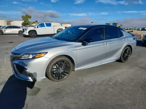 2021 Toyota Camry VIN 4T1K31AK3MU020002 фото 1