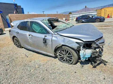4T1G11AK1MU464751 — 2021 Toyota Camry, фото 4 с аукциона Copart 30.09.2026, Опрокидывание