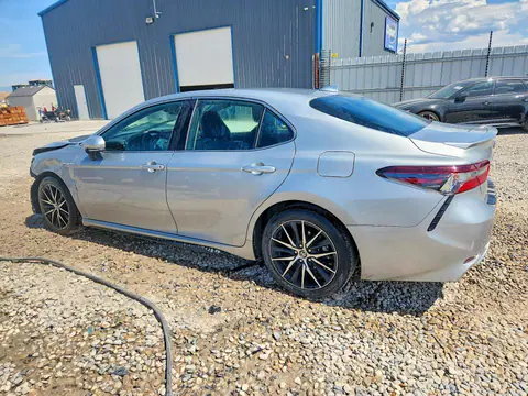 2021 Toyota Camry VIN 4T1G31AK7MU028402 фото 2