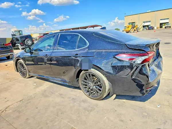 4T1K61AK2MU415943 — 2021 Toyota Camry, фото 2 с аукциона Copart 03.10.2026, Задняя часть