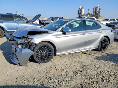 4T1K31AK2MU551174 — 2021 Toyota Camry, Передняя часть (Front End), фото до ремонта