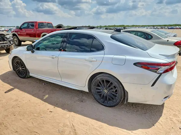 4T1K61AK5MU538880 — 2021 Toyota Camry, фото 2 с аукциона Copart, Град