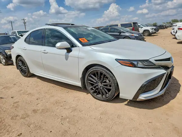 4T1K61AK5MU538880 — 2021 Toyota Camry, фото 4 с аукциона Copart, Град