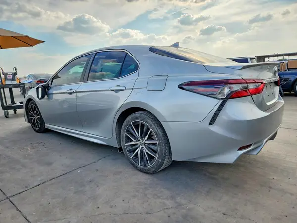 2021 TOYOTA CAMRY VIN 4T1T11AK7MU457494 фото 2
