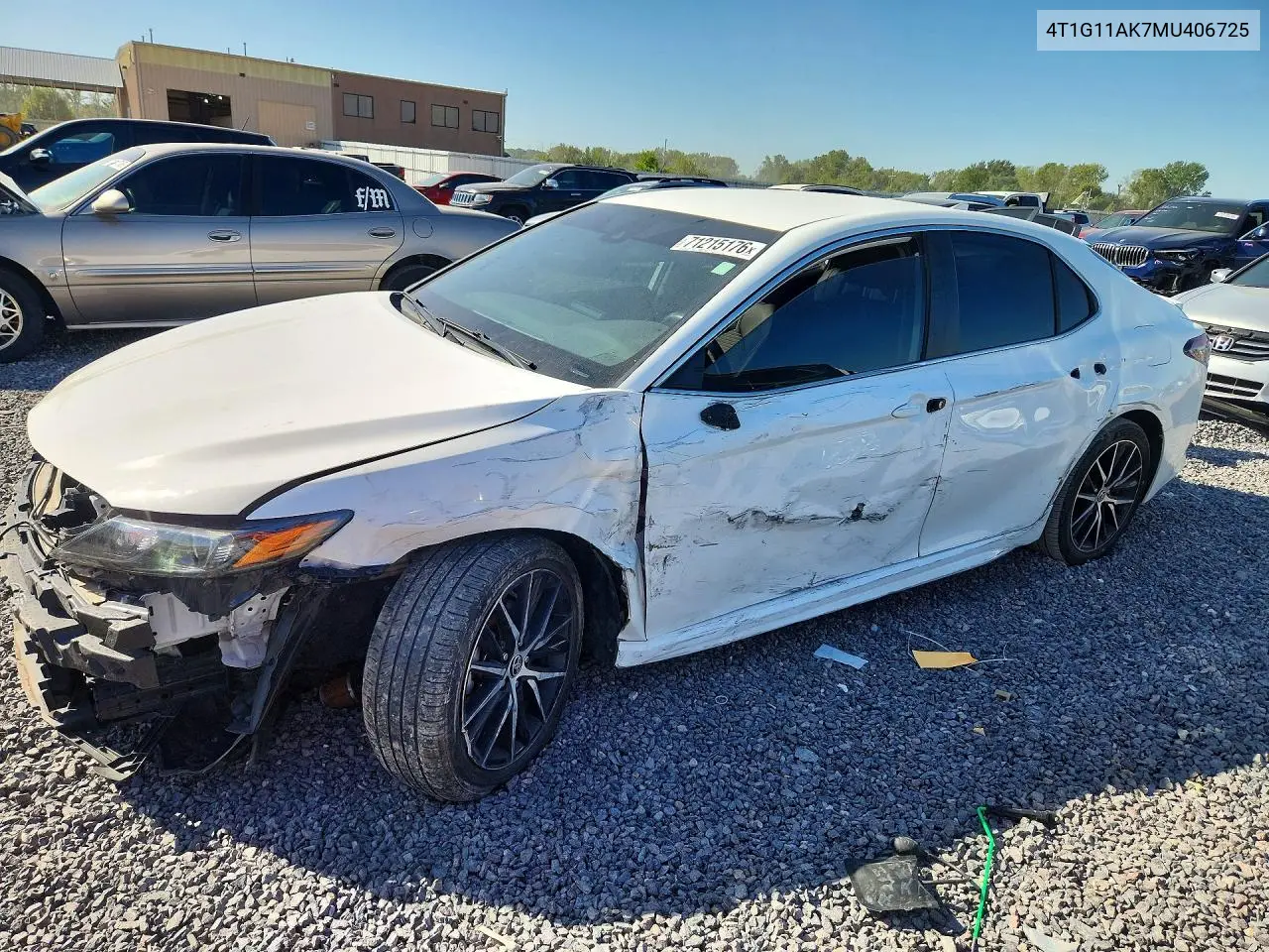4T1G11AK7MU406725 Toyota Camry 2021 — повреждение Сторона, фото до ремонта