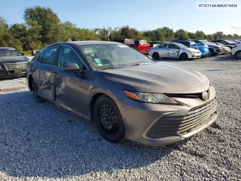 4T1C11AK4MU574434 — 2021 Toyota Camry, фото 4 с аукциона Copart, Сторона