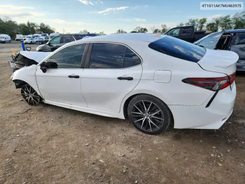 4T1G11AK7MU463975 — 2021 Toyota Camry, фото 2 с аукциона Copart, Передняя часть