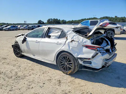 2021 Toyota Camry VIN 4T1G11AK0MU541772 фото 2