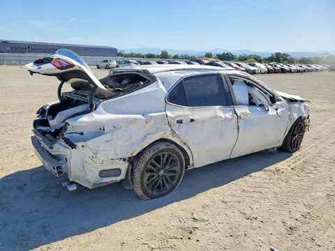 2021 Toyota Camry VIN 4T1G11AK0MU541772 фото 3