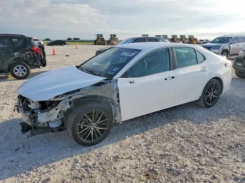 4T1G11AK7NU690827 — 2022 Toyota Camry, Передняя часть (Front End), фото до ремонта