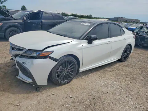 4T1KZ1AK5NU069279 — 2022 Toyota Camry, Боковая часть (Side), фото до ремонта