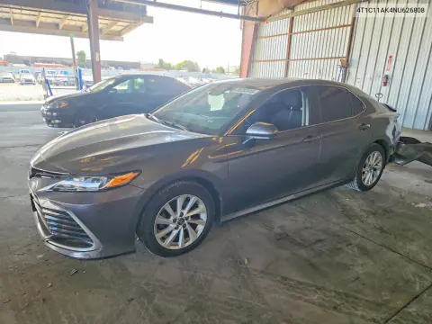 4T1C11AK4NU626808 — 2022 Toyota Camry, Задняя часть, фото до ремонта