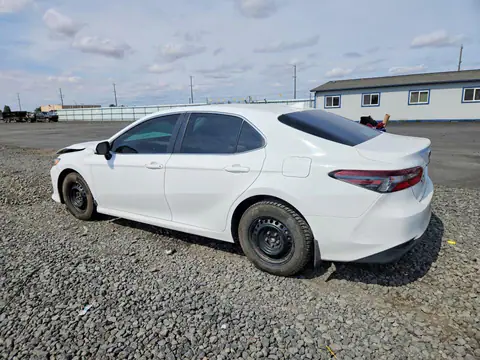 4T1C31AK3NU583640 — 2022 Toyota Camry, фото 2 с аукциона Copart 14.10.2026, Передняя часть