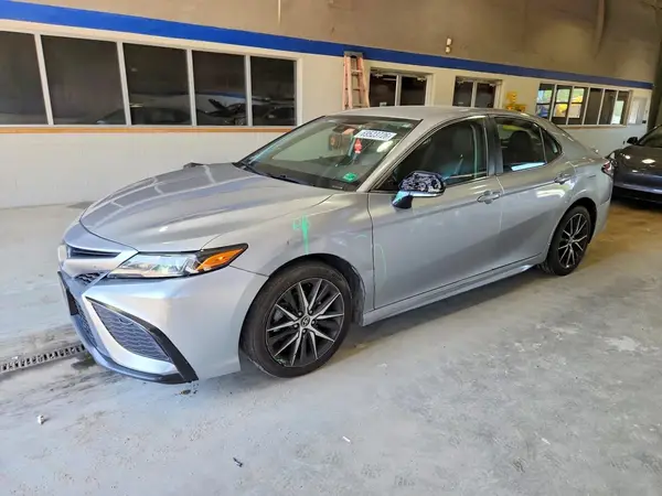 4T1G11AK8NU676001 — 2022 Toyota Camry, Боковая часть (Side), фото до ремонта