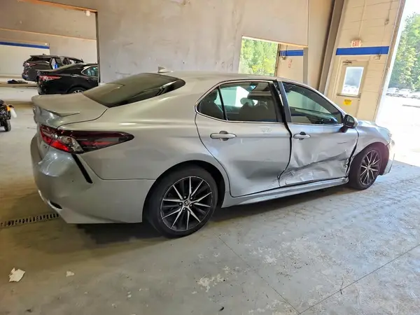 2022 TOYOTA CAMRY VIN 4T1G11AK8NU676001 фото 3