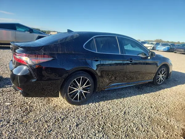 4T1T11AK4NU038035 — 2022 Toyota Camry, фото 3 с аукциона Copart 02.10.2026, Боковая часть