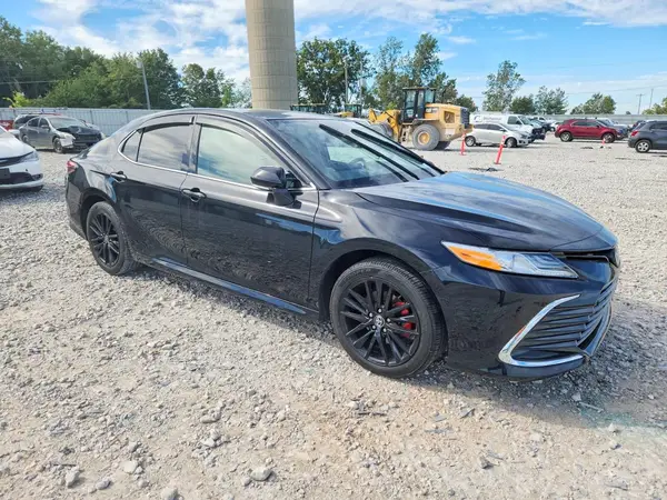 4T1F31AK7NU596520 — 2022 Toyota Camry, фото 4 с аукциона Copart, Передняя часть