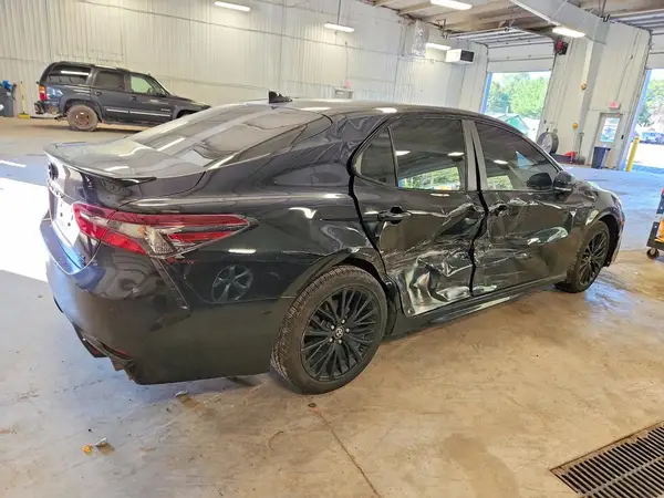 4T1T11BK7NU061954 — 2022 Toyota Camry, фото 3 с аукциона Copart 29.09.2026, Боковая часть