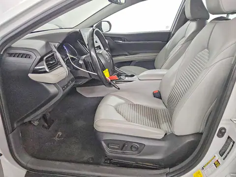 4T1T11AK2NU046344 — 2022 Toyota Camry, фото 7 с аукциона Copart 15.10.2026, Передняя часть