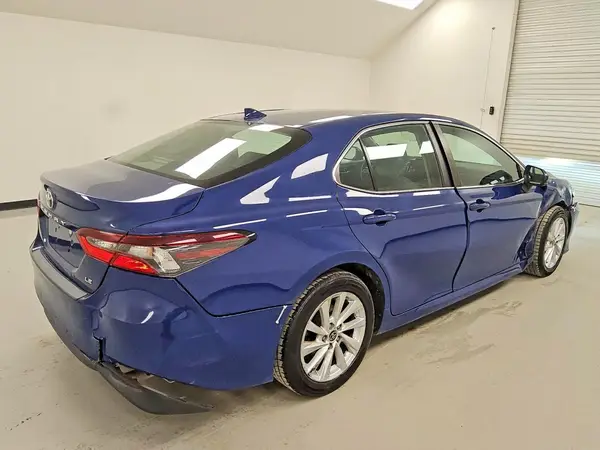 4T1C11AK3PU108322 — 2023 Toyota Camry, фото 3 с аукциона Copart 06.10.2026, Передняя часть