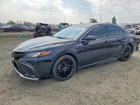 4T1K31AKXPU619824 — 2023 Toyota Camry, Задняя часть (Rear End), фото до ремонта