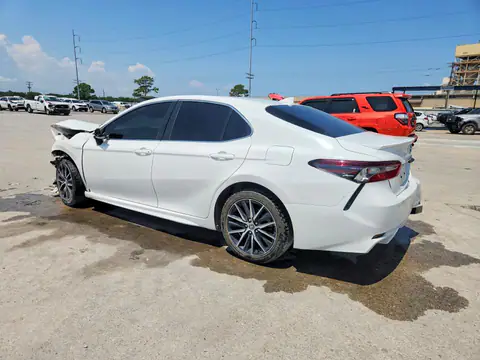 4T1G11AK9PU769841 — 2023 Toyota Camry, фото 2 с аукциона Copart 30.09.2026, Передняя часть