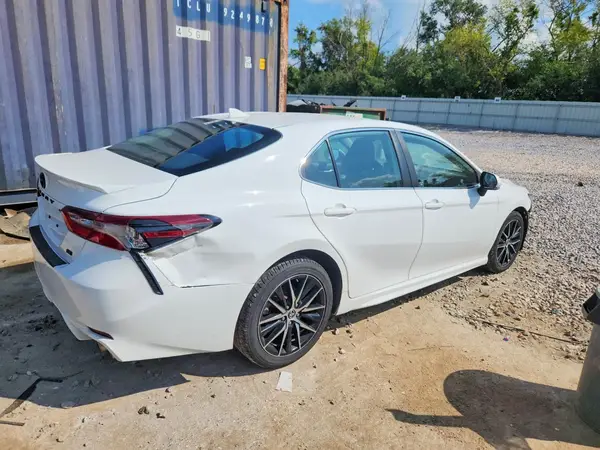 2023 TOYOTA CAMRY VIN 4T1G11AK3PU723227 фото 3