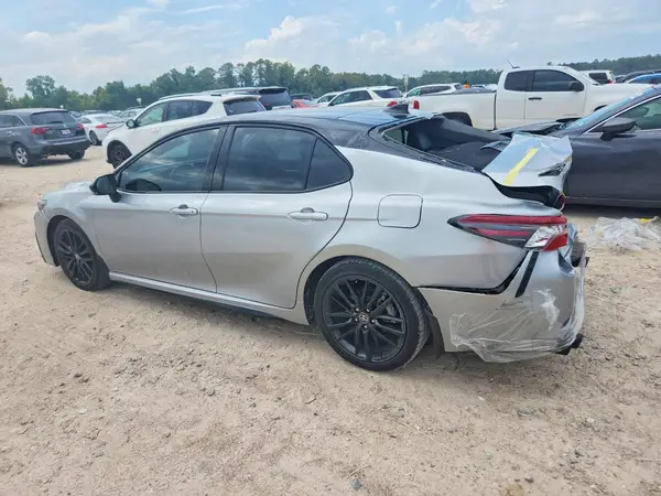 4T1K61AK5PU122929 — 2023 Toyota Camry, фото 2 с аукциона Copart 13.10.2026, Задняя часть