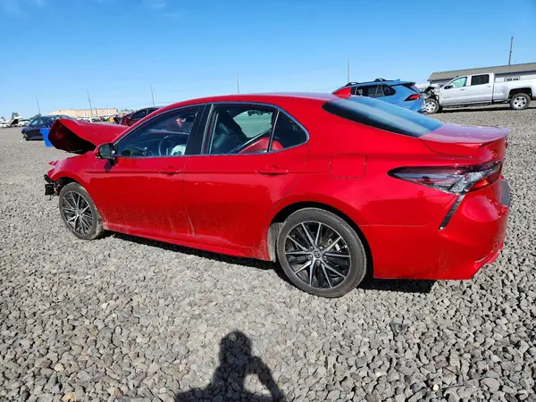 4T1G11BK7PU105519 — 2023 Toyota Camry, фото 2 с аукциона Copart 14.10.2026, Передняя часть