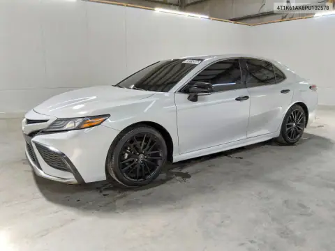 4T1K61AK8PU132578 — 2023 Toyota Camry, Боковая часть, фото до ремонта