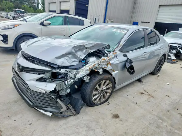 4T1C11AK0PU131847 — 2023 Toyota Camry, Передняя часть (Front End), фото до ремонта