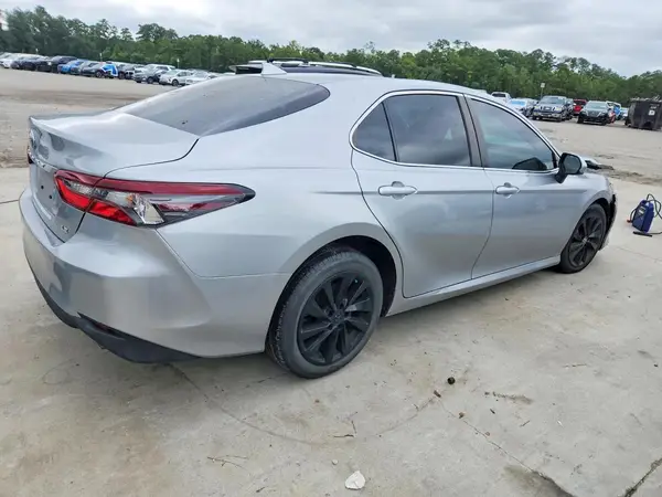 4T1C11AK0PU131847 — 2023 Toyota Camry, фото 3 с аукциона Copart, Передняя часть