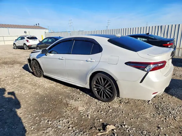 4T1K61AK8PU726197 — 2023 Toyota Camry, фото 2 с аукциона Copart, Передняя часть