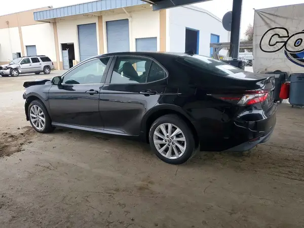 4T1C11AK1PU722270 — 2023 Toyota Camry, фото 2 с аукциона Copart, Передняя часть