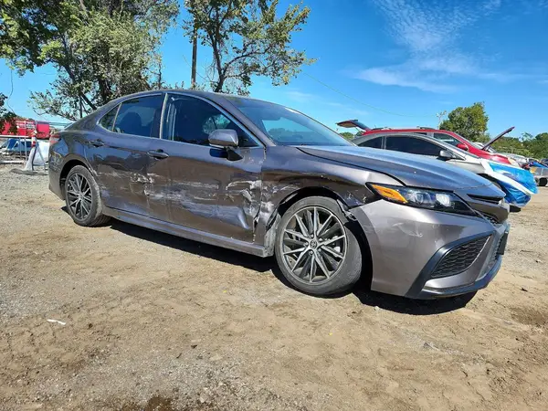 4T1S11AK2PU792226 — 2023 Toyota Camry, фото 4 с аукциона Copart, Боковая часть