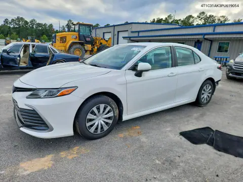4T1C31AK3PU619054 — 2023 Toyota Camry, Задняя часть, фото до ремонта