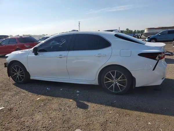 4T1S11AK6RU911981 — 2024 Toyota Camry, фото 2 с аукциона Copart 06.10.2026, Передняя часть
