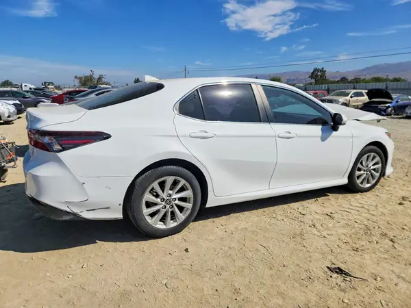 4T1C11AK9RU841607 — 2024 Toyota Camry, фото 3 с аукциона Copart 29.09.2026, Передняя часть