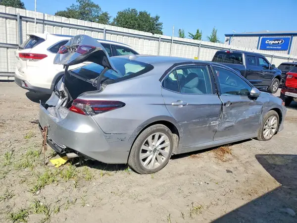 4T1C11AK8RU864277 — 2024 Toyota Camry, фото 3 с аукциона Copart, Боковая часть
