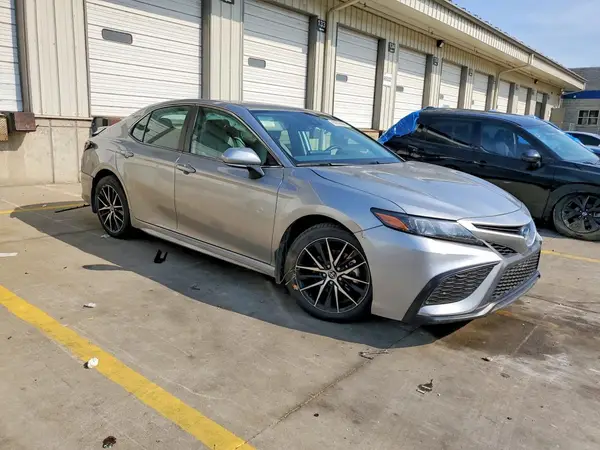 4T1S31AK4RU626688 — 2024 Toyota Camry, фото 4 с аукциона Copart, Задняя часть