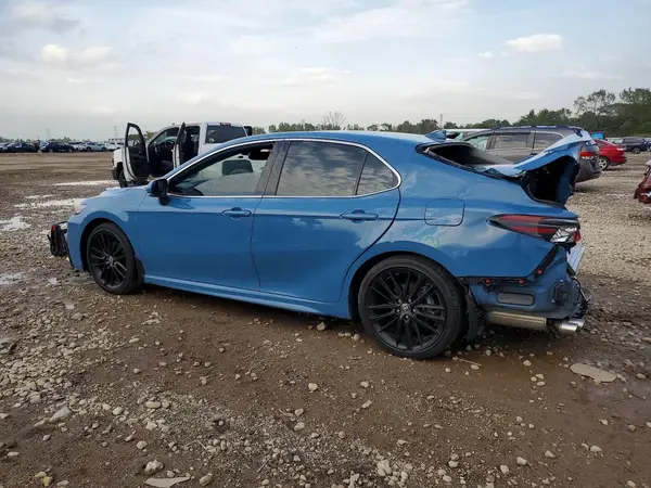 4T1K31AK6RU065894 — 2024 Toyota Camry, фото 2 с аукциона Copart, Задняя часть