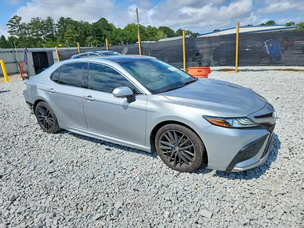 4T1KZ1AK0RU092989 — 2024 Toyota Camry, фото 4 с аукциона Copart, Задняя часть